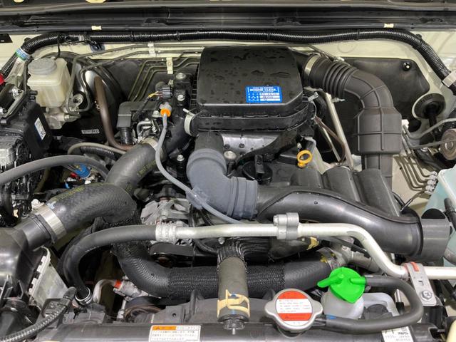 ジムニー ＸＣ　ＳＤナビ　ターボ　衝突被害軽減システム　禁煙車　スマートキー　ＬＥＤヘッド　ルーフレール　シートヒーター　ＥＴＣ　クルコン　オートハイビーム　オートライト　オートエアコン　Ｂｌｕｅｔｏｏｔｈ　ＣＤ（19枚目）