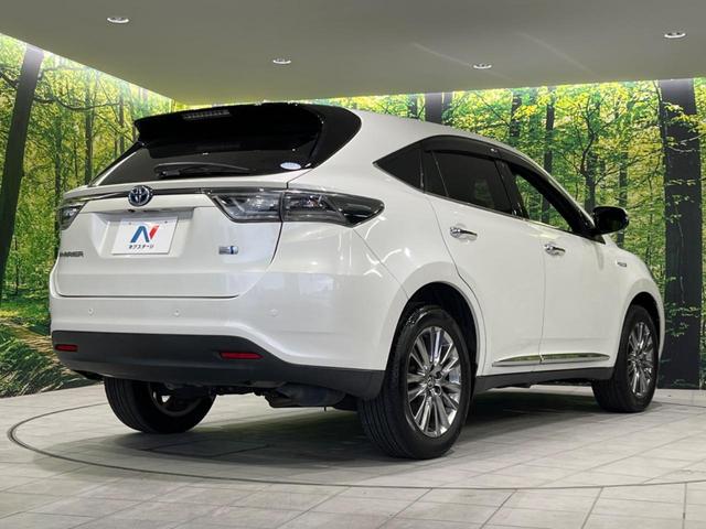 ハリアーハイブリッド プレミアム　アドバンスドパッケージ　純正８型ナビ　ＪＢＬサウンド　全周囲カメラ　禁煙車　衝突軽減装置　レーダークルーズ　パワーバックドア　オートライト　オートマチックハイビーム　ＥＴＣ　ＬＥＤヘッド　スマートキー　オートエアコン（18枚目）