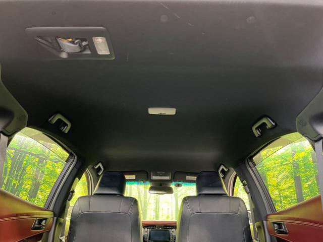 ハリアーハイブリッド プレミアム　アドバンスドパッケージ　純正８型ナビ　ＪＢＬサウンド　全周囲カメラ　禁煙車　衝突軽減装置　レーダークルーズ　パワーバックドア　オートライト　オートマチックハイビーム　ＥＴＣ　ＬＥＤヘッド　スマートキー　オートエアコン（44枚目）