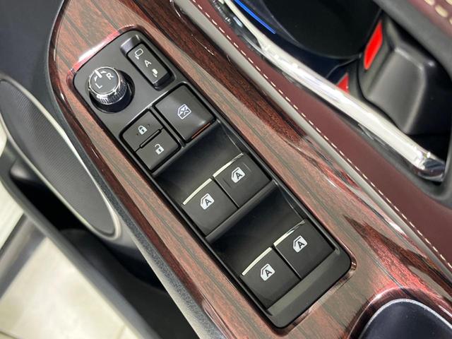 ハリアーハイブリッド プレミアム　アドバンスドパッケージ　純正８型ナビ　ＪＢＬサウンド　全周囲カメラ　禁煙車　衝突軽減装置　レーダークルーズ　パワーバックドア　オートライト　オートマチックハイビーム　ＥＴＣ　ＬＥＤヘッド　スマートキー　オートエアコン（47枚目）
