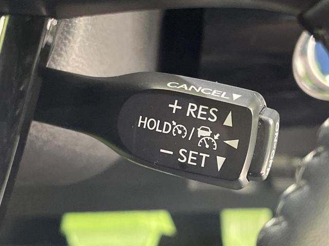 プリウス S SDナビ バックカメラ 衝害軽減システム レーダークルーズ 禁煙車 コーナーセンサー ドラレコ スマートキー LEDヘッド ETC2.0 オートハイビーム 車線逸脱警報 オートライト オートエアコン(6枚目)