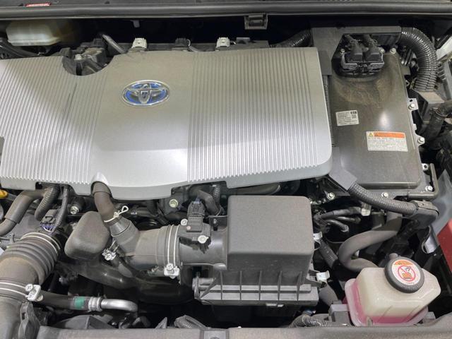 プリウス S SDナビ バックカメラ 衝害軽減システム レーダークルーズ 禁煙車 コーナーセンサー ドラレコ スマートキー LEDヘッド ETC2.0 オートハイビーム 車線逸脱警報 オートライト オートエアコン(18枚目)