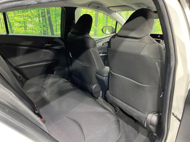 プリウス S SDナビ バックカメラ 衝害軽減システム レーダークルーズ 禁煙車 コーナーセンサー ドラレコ スマートキー LEDヘッド ETC2.0 オートハイビーム 車線逸脱警報 オートライト オートエアコン(32枚目)