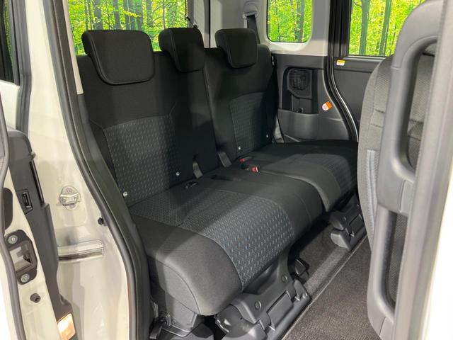 ルーミー カスタムG 4WD 両側電動ドア SDナビ バックカメラ 衝突被害軽減システム レーダークルーズ 禁煙車 コーナーセンサー スマートキー LEDヘッド ETC オートライト オートエアコン 純正14インチアルミ(9枚目)