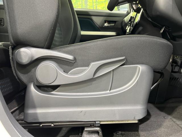 ルーミー カスタムG 4WD 両側電動ドア SDナビ バックカメラ 衝突被害軽減システム レーダークルーズ 禁煙車 コーナーセンサー スマートキー LEDヘッド ETC オートライト オートエアコン 純正14インチアルミ(36枚目)