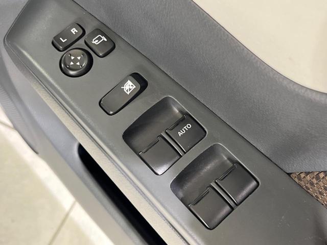 MRワゴン X 4WD SDナビ 禁煙車 シートヒーター スマートキー ビルトインETC オートエアコン Bluetooth CD DVD再生 フルセグ シートアンダートレイ 電動格納ミラー(40枚目)