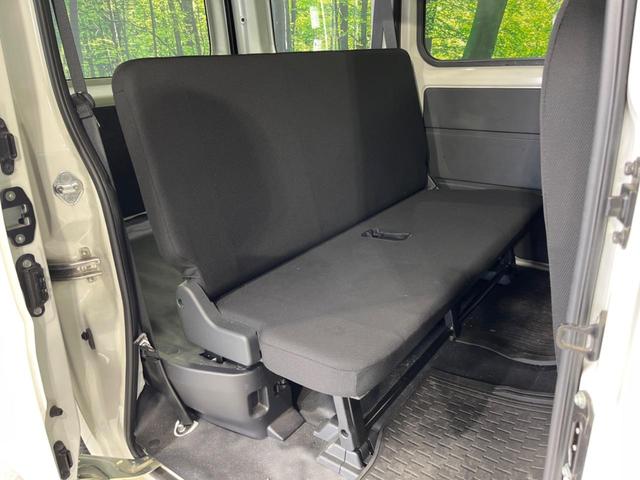 ハイゼットカーゴ DX 4WD バックカメラ スマートアシスト 禁煙車 オートライト 車線逸脱警報 誤発進抑制機能 先行車発進オシラセ機能 DVD/CD再生 Bluetooth接続 キーレス(9枚目)