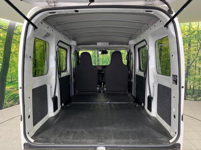 ハイゼットカーゴ DX 4WD バックカメラ スマートアシスト 禁煙車 オートライト 車線逸脱警報 誤発進抑制機能 先行車発進オシラセ機能 DVD/CD再生 Bluetooth接続 キーレス(10枚目)