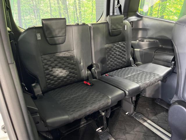 ヴォクシー S-Z 8型ディスプレイオーディオ 両側電動ドア 全周囲カメラ 寒冷地仕様 衝突被害軽減システム レーダークルーズ 禁煙車 電動リアゲート ハーフレザーシート ドラレコ コーナーセンサー スマートキー(9枚目)