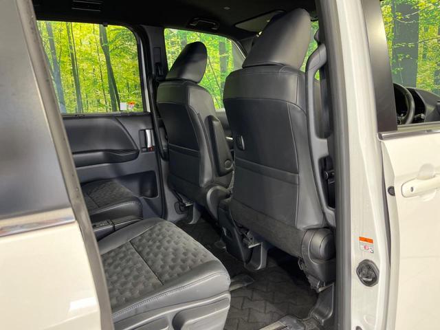 ヴォクシー S-Z 8型ディスプレイオーディオ 両側電動ドア 全周囲カメラ 寒冷地仕様 衝突被害軽減システム レーダークルーズ 禁煙車 電動リアゲート ハーフレザーシート ドラレコ コーナーセンサー スマートキー(60枚目)