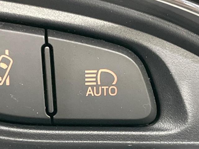 ヴィッツ F 4WD SDナビ バックカメラ プリクラッシュセーフティ ETC HIDヘッド オートマチックハイビーム 先行車発進オシラセ機能 オートライト Bluetooth接続 14インチアルミ(7枚目)