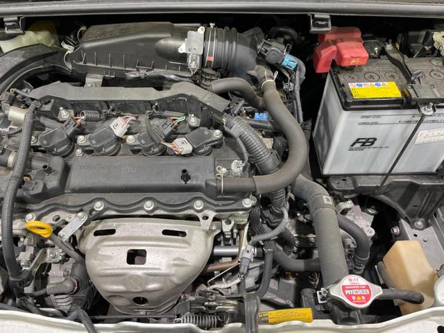 ヴィッツ F 4WD SDナビ バックカメラ プリクラッシュセーフティ ETC HIDヘッド オートマチックハイビーム 先行車発進オシラセ機能 オートライト Bluetooth接続 14インチアルミ(18枚目)