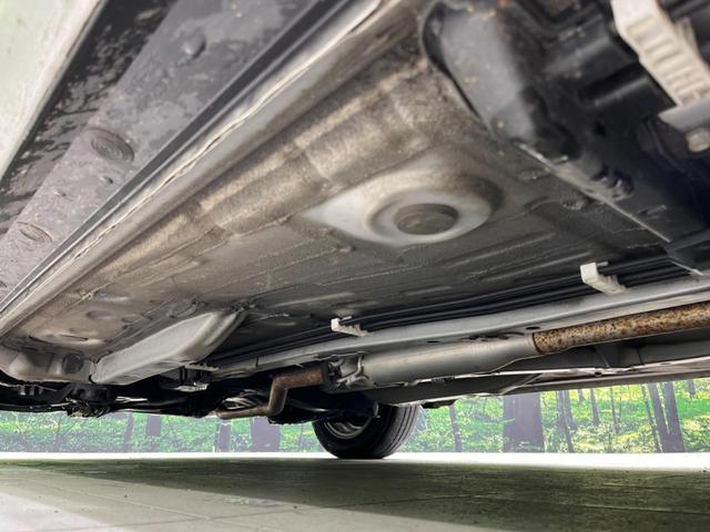 ヴィッツ F 4WD SDナビ バックカメラ プリクラッシュセーフティ ETC HIDヘッド オートマチックハイビーム 先行車発進オシラセ機能 オートライト Bluetooth接続 14インチアルミ(22枚目)