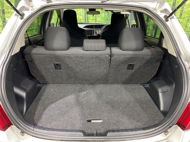 ヴィッツ F 4WD SDナビ バックカメラ プリクラッシュセーフティ ETC HIDヘッド オートマチックハイビーム 先行車発進オシラセ機能 オートライト Bluetooth接続 14インチアルミ(31枚目)