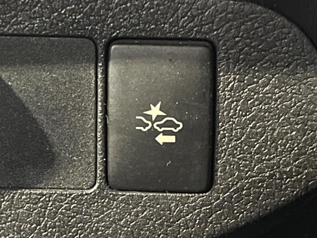 ヴィッツ F 4WD SDナビ バックカメラ プリクラッシュセーフティ ETC HIDヘッド オートマチックハイビーム 先行車発進オシラセ機能 オートライト Bluetooth接続 14インチアルミ(46枚目)