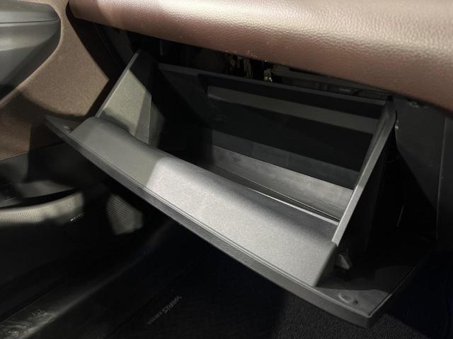 ヤリスクロス ハイブリッドZ 4WD 全周囲カメラ 純正8型ナビ付ディスプレイオーディオ 衝突軽減装置 レーダークルーズ 禁煙車 パワーシート ドラレコ フルセグTV スマートキー LEDヘッド ETC シートヒーター(50枚目)