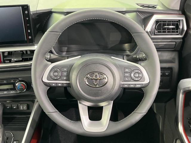 ライズ Z 4WD 全周囲カメラ 純正9型ディスプレイオーディオ 衝突軽減装置 レーダークルーズ 禁煙車 コーナーセンサー スマートキー LEDヘッド 車線逸脱警報 オートエアコン シートヒーター(11枚目)