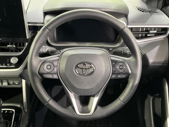 カローラクロス ハイブリッド　Ｚ　４ＷＤ　禁煙車　寒冷地仕様　サンルーフ　純正１０．５型ＤＡ　全周囲カメラ　アドバンストパーク　衝突軽減装置　ＬＥＤヘッド／フォグ　シーケンシャルターンランプ　ブラインドスポットモニター　シートエアコン（11枚目）