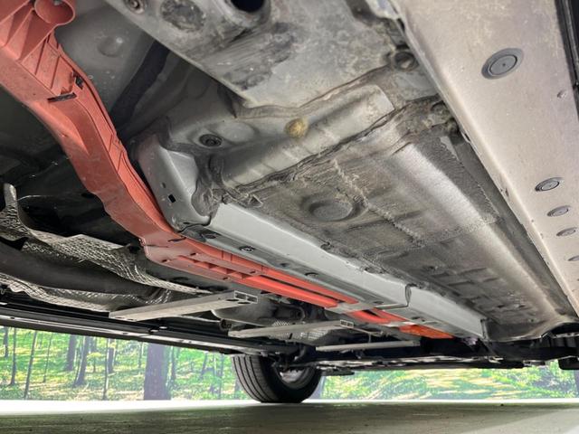 カローラクロス ハイブリッド　Ｚ　４ＷＤ　禁煙車　寒冷地仕様　サンルーフ　純正１０．５型ＤＡ　全周囲カメラ　アドバンストパーク　衝突軽減装置　ＬＥＤヘッド／フォグ　シーケンシャルターンランプ　ブラインドスポットモニター　シートエアコン（26枚目）