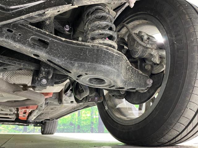 カローラクロス ハイブリッド　Ｚ　４ＷＤ　禁煙車　寒冷地仕様　サンルーフ　純正１０．５型ＤＡ　全周囲カメラ　アドバンストパーク　衝突軽減装置　ＬＥＤヘッド／フォグ　シーケンシャルターンランプ　ブラインドスポットモニター　シートエアコン（27枚目）