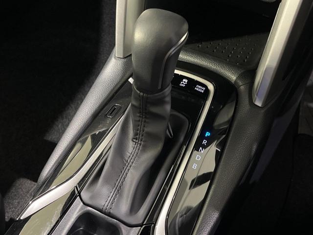 カローラクロス ハイブリッド　Ｚ　４ＷＤ　禁煙車　寒冷地仕様　サンルーフ　純正１０．５型ＤＡ　全周囲カメラ　アドバンストパーク　衝突軽減装置　ＬＥＤヘッド／フォグ　シーケンシャルターンランプ　ブラインドスポットモニター　シートエアコン（43枚目）