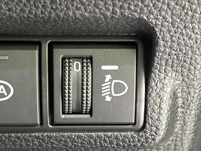 カローラクロス ハイブリッド　Ｚ　４ＷＤ　禁煙車　寒冷地仕様　サンルーフ　純正１０．５型ＤＡ　全周囲カメラ　アドバンストパーク　衝突軽減装置　ＬＥＤヘッド／フォグ　シーケンシャルターンランプ　ブラインドスポットモニター　シートエアコン（59枚目）