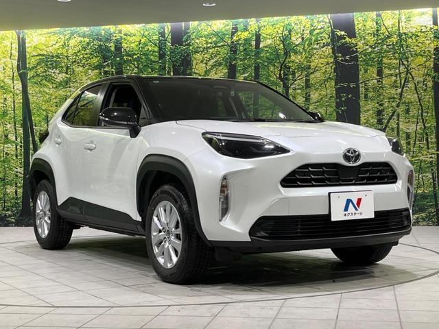 ヤリスクロス Ｇ　禁煙車　純正８型ディスプレイオーディオ　バックカメラ　Ｂｌｕｅｔｏｏｔｈ接続　衝突軽減装置　レーダークルコン　オートハイビーム　革巻きステアリング　ドライブモードセレクト　オートエアコン　スマートキー（16枚目）