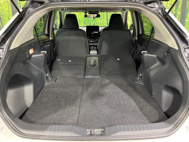 ヤリスクロス Ｇ　禁煙車　純正８型ディスプレイオーディオ　バックカメラ　Ｂｌｕｅｔｏｏｔｈ接続　衝突軽減装置　レーダークルコン　オートハイビーム　革巻きステアリング　ドライブモードセレクト　オートエアコン　スマートキー（30枚目）