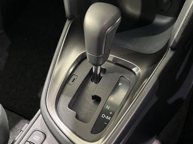 ヤリスクロス Ｇ　禁煙車　純正８型ディスプレイオーディオ　バックカメラ　Ｂｌｕｅｔｏｏｔｈ接続　衝突軽減装置　レーダークルコン　オートハイビーム　革巻きステアリング　ドライブモードセレクト　オートエアコン　スマートキー（39枚目）