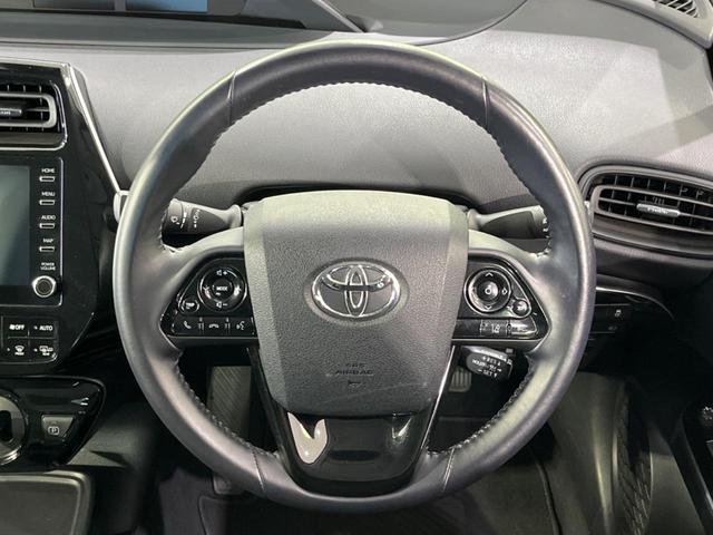 プリウス S 禁煙車 後期型 純正8型ディスプレイオーディオ バックカメラ Bluetooth接続 衝突軽減装置 レーダークルコン LEDヘッドライト オートハイビーム オートエアコン 革巻きステアリング ETC(11枚目)