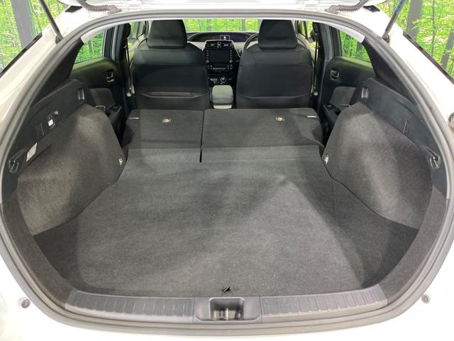 プリウス S 禁煙車 後期型 純正8型ディスプレイオーディオ バックカメラ Bluetooth接続 衝突軽減装置 レーダークルコン LEDヘッドライト オートハイビーム オートエアコン 革巻きステアリング ETC(30枚目)