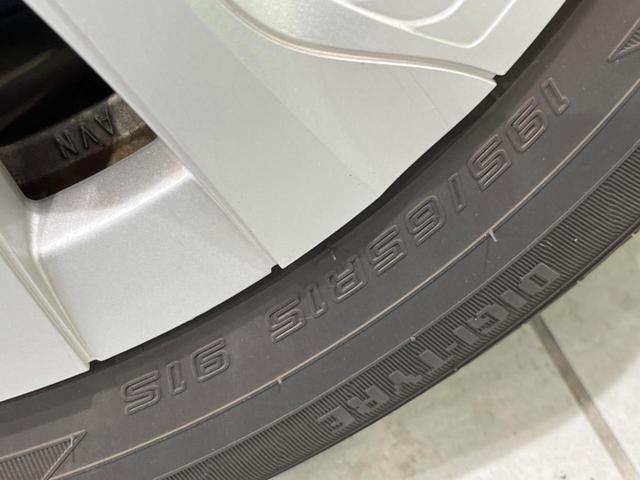 プリウス S 禁煙車 後期型 純正8型ディスプレイオーディオ バックカメラ Bluetooth接続 衝突軽減装置 レーダークルコン LEDヘッドライト オートハイビーム オートエアコン 革巻きステアリング ETC(54枚目)