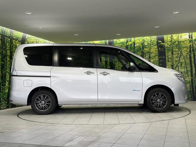 セレナ 20X Vセレクション+セーフティ S-ハイブリッド 禁煙車 純正ナビ バックカメラ CD/DVD/地デジTV Bluetooth接続 衝突軽減装置 クルーズコントロール レーンアシスト 両側電動スライドドア リアオートエアコン 後席ロールサンシェード(22枚目)