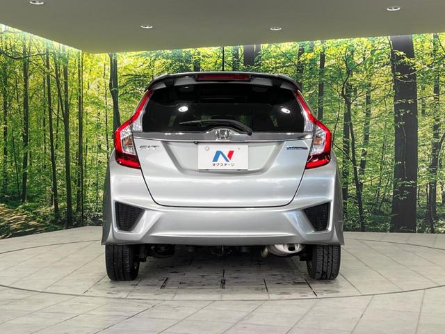 安心の最長１０年・走行無制限保証（有償）をご用意。保証内容も充実はもちろん、無料点検＆オイル交換や、年中無休の全国・２４時間ロードサービスも付帯されておりますのでご安心下さい。