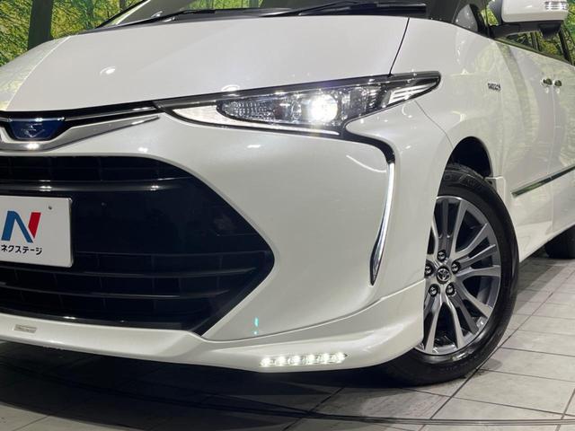 【ＬＥＤヘッドライト】悪天候や夜間走行時も良好な視界を確保し安心して運転できる高輝度ＬＥＤヘッドライトを装備！点灯速度が早く、消費電力も抑えられています。