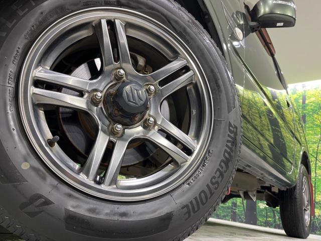 【１６インチアルミホイール】外観にマッチしたアルミホイールを装着しております。各種アルミホイールや、スタッドレスタイヤも取扱いしております。是非ご相談ください♪