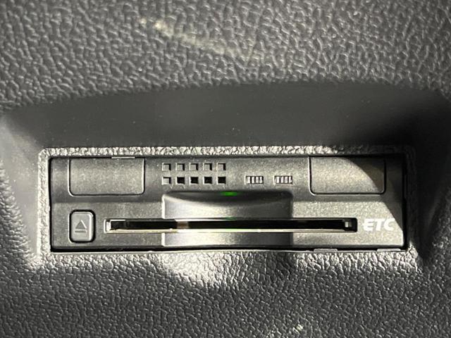 プリウス A 4wd 純正SDナビ バックカメラ ドラレコ 禁煙車 ビルトインETC レーダークルーズ コーナーセンサー スマートキー LEDヘッド オートハイビーム オートライト オートエアコン(7枚目)