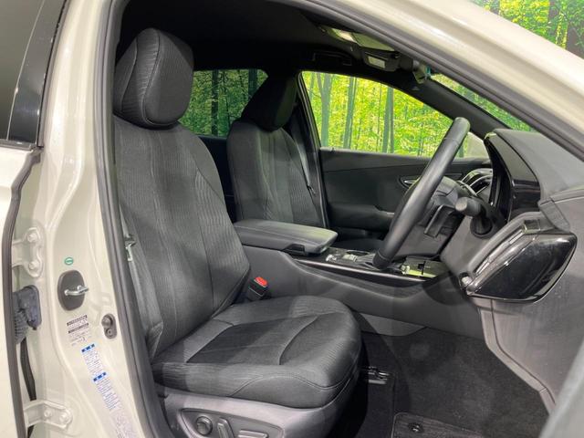 クラウンハイブリッド RS Four 4WD 禁煙車 バックカメラ 衝突被害軽減システム レーダークルーズ ドラレコ コーナーセンサー スマートキー LEDヘッド ビルトインETC オートハイビーム オートライト(8枚目)