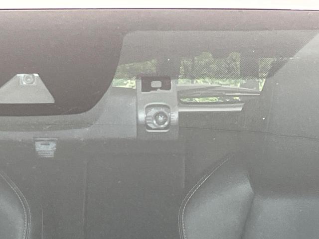 カローラツーリング ハイブリッド ダブルバイビー 4WD 純正8型デイスプレイオーデイオ バックカメラ 衝突被害軽減システム レーダークルーズ 禁煙車 ハーフレザーシート ドラレコ コーナーセンサー スマートキー LEDヘッド ETC2.0(6枚目)