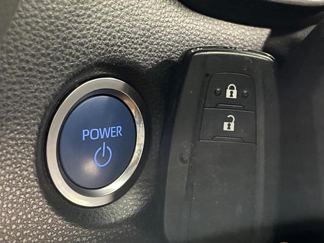 カローラツーリング ハイブリッド ダブルバイビー 4WD 純正8型デイスプレイオーデイオ バックカメラ 衝突被害軽減システム レーダークルーズ 禁煙車 ハーフレザーシート ドラレコ コーナーセンサー スマートキー LEDヘッド ETC2.0(8枚目)