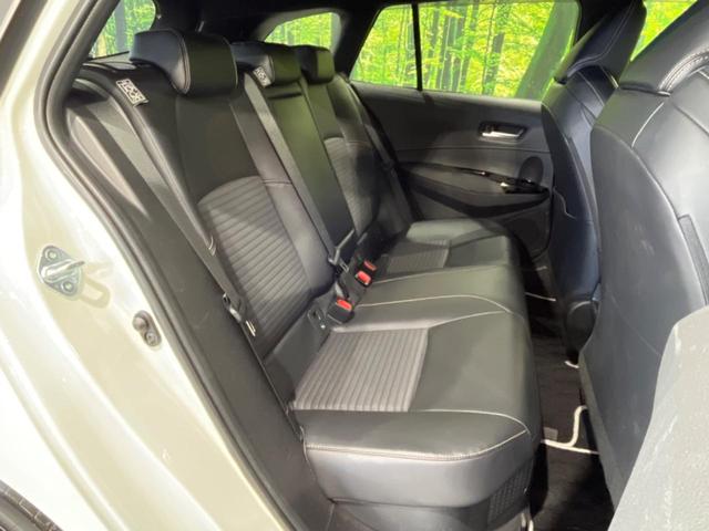 カローラツーリング ハイブリッド ダブルバイビー 4WD 純正8型デイスプレイオーデイオ バックカメラ 衝突被害軽減システム レーダークルーズ 禁煙車 ハーフレザーシート ドラレコ コーナーセンサー スマートキー LEDヘッド ETC2.0(10枚目)