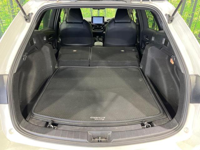 カローラツーリング ハイブリッド ダブルバイビー 4WD 純正8型デイスプレイオーデイオ バックカメラ 衝突被害軽減システム レーダークルーズ 禁煙車 ハーフレザーシート ドラレコ コーナーセンサー スマートキー LEDヘッド ETC2.0(11枚目)