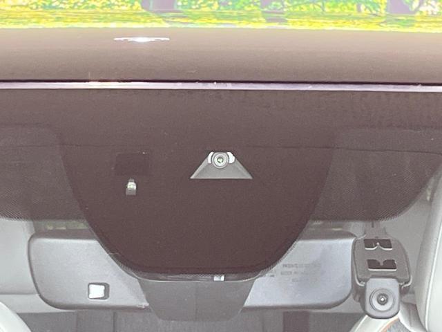 MX-30 ベースグレード 4WD 全周囲カメラ 衝突被害軽減システム レーダークルーズ 禁煙車 ハーフレザーシート ドラレコ コーナーセンサー スマートキー ETC オートハイビーム 車線逸脱警報 オートライト(7枚目)