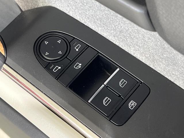 MX-30 ベースグレード 4WD 全周囲カメラ 衝突被害軽減システム レーダークルーズ 禁煙車 ハーフレザーシート ドラレコ コーナーセンサー スマートキー ETC オートハイビーム 車線逸脱警報 オートライト(32枚目)