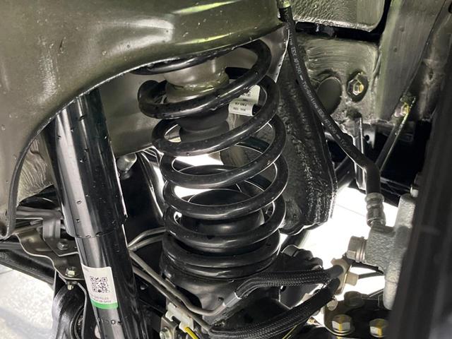 ジムニーノマド ＦＣ　登録済未使用車　衝突軽減装置　アダプティブクルーズ　ＬＥＤヘッド　ＬＥＤフォグ　コーナーセンサー　オートハイビーム　車線逸脱警報　ヒーテッドドアミラー　スマートキー　革巻きステアリング　オートエアコン（22枚目）