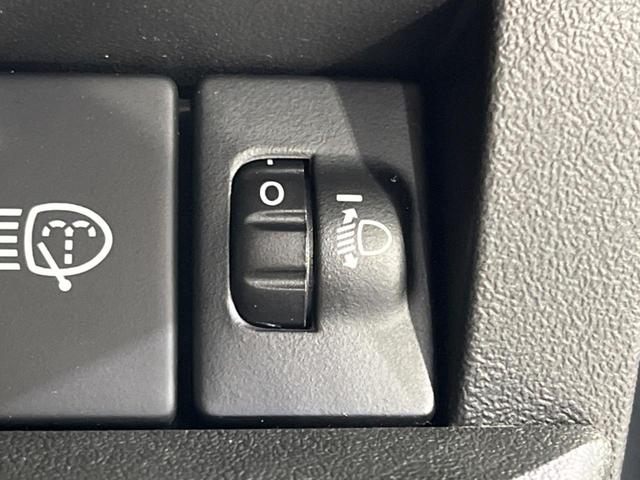 ジムニーノマド ＦＣ　登録済未使用車　衝突軽減装置　アダプティブクルーズ　ＬＥＤヘッド　ＬＥＤフォグ　コーナーセンサー　オートハイビーム　車線逸脱警報　ヒーテッドドアミラー　スマートキー　革巻きステアリング　オートエアコン（55枚目）