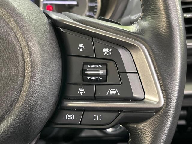 【全車速追従機能付クルーズコントロール】高速道路での長距離走行が楽に！！自動で速度を保つクルーズコントロールが、衝突軽減システムと連携し、前方の車両を感知して車間を保つように速度調節してくれます！！