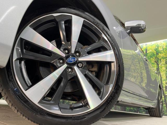 【純正１８インチアルミホイール】外観にマッチした純正アルミホイールを装着しております。各種社外アルミホイールや、スタッドレスタイヤも取扱いしております。是非ご相談ください♪