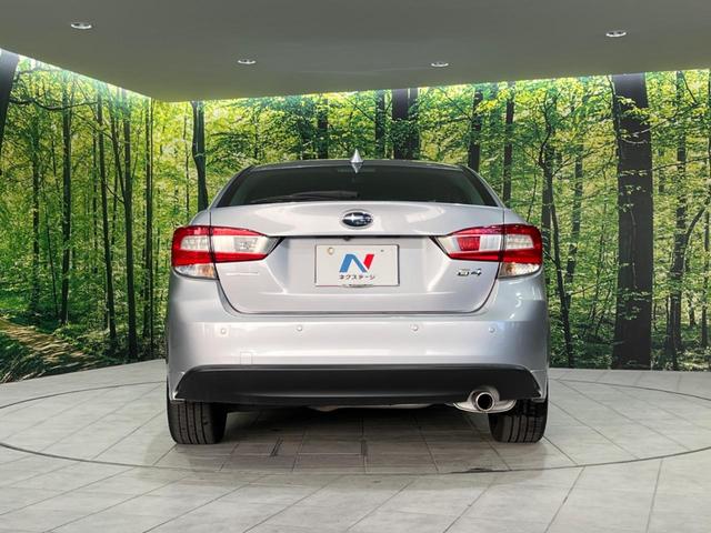 安心の最長１０年・走行無制限保証（有償）をご用意。保証内容も充実はもちろん、無料点検＆オイル交換や、年中無休の全国・２４時間ロードサービスも付帯されておりますのでご安心下さい。