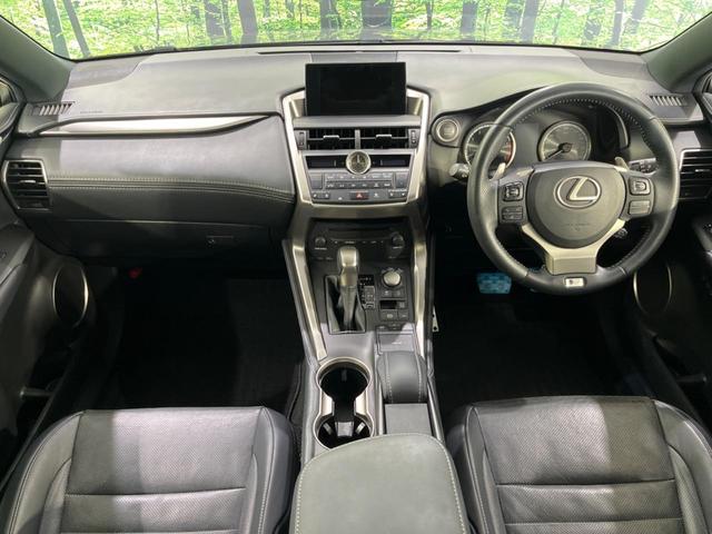 ＮＸ ＮＸ２００ｔ　Ｆスポーツ　４ＷＤ　禁煙車　純正ナビ　Ｂｌｕｅｔｏｏｔｈ／ＣＤ再生　バックカメラ　レザーシート　前席シートエアコン　純正１８インチアルミホイール　デュアルエアコン　オートハイビーム　オートライト　ＬＥＤヘッド（2枚目）